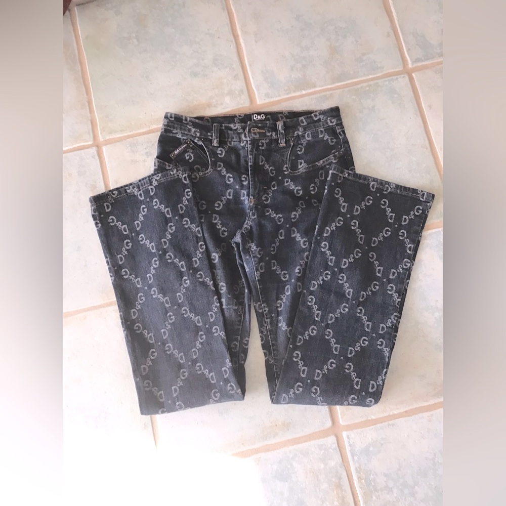 Dolce & Gabbana • D&G Monogram Blue Denim Jeans Made in Italy Size 28 or 4